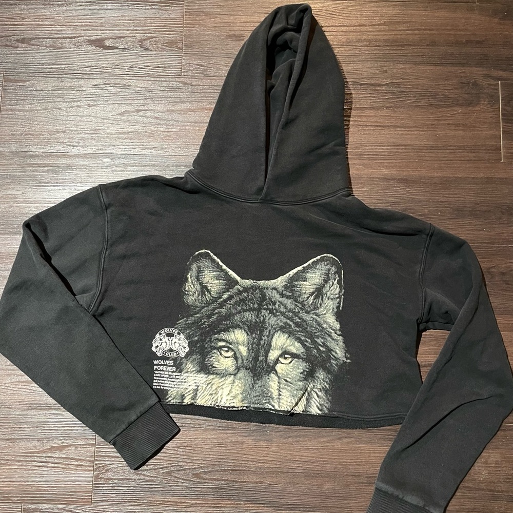 Dar Sport Cropped Hoodie!